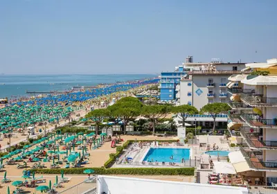 Piscina di Panfilo Residence con piscina Fronte mare o nelle vicinanze