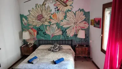 Letto o letti in una camera di Very central Artist rooms