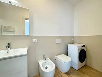 Bagno di J Eight - Carraro Immobiliare - Family Apartments