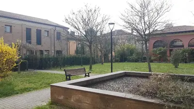 Giardino di Vicino ad Agripolis fra Venezia e Padova in un piccolo paese - Maya
