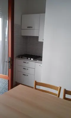 Cucina o angolo cottura di RESIDENCE GALLO - WALTERIGATO Apartments PER SOLO FAMIGLIE