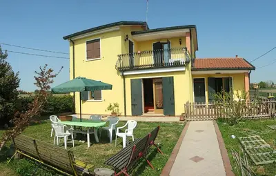Edificio in cui si trova la stanza in casa privata