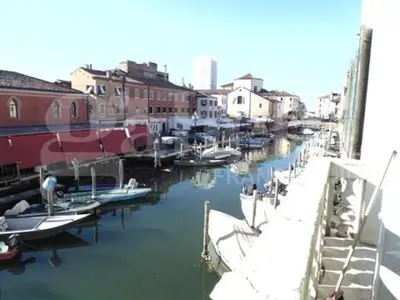 Vista sul fiume nelle vicinanze dell'appartamento