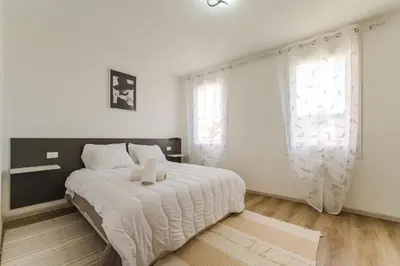 Letto o letti in una camera di Colline di Castelcucco - Free Parking & Wi-Fi