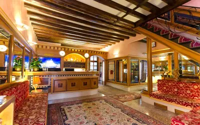 Area soggiorno di Messner Palace