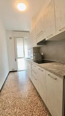 Cucina o angolo cottura di Centro Commerciale 4 - Home Immobiliare