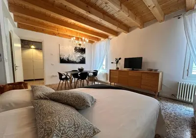 TV o dispositivi per l'intrattenimento presso Residenza BONAMIGO