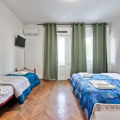 Cozy Miranese Venice Apartment