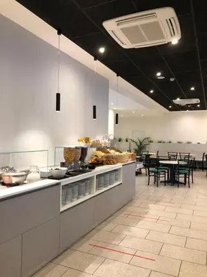Cibo presso l'hotel o nelle vicinanze