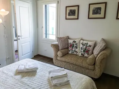 Area soggiorno di Ca Farnese, beautiful big apartment in trad area