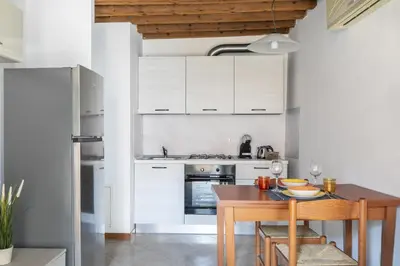 Cucina o angolo cottura di i-HOMES Pescaria Apartment