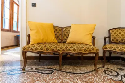 Area soggiorno di Vintage Charm & Color, Central and Spacious