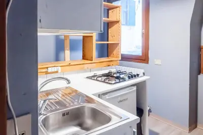 Cucina o angolo cottura di room with private bathroom Stella 2