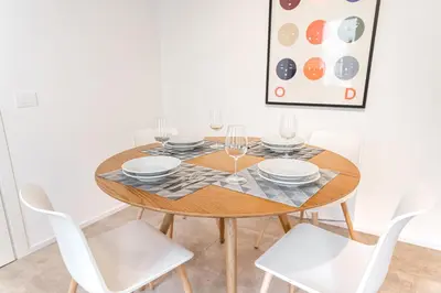 Planimetria di Elegant City-Center Apartment in Villa - Private Parking
