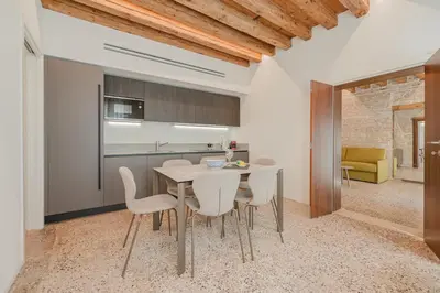 Cucina o angolo cottura di San Matteo Rialto Terrace Apt