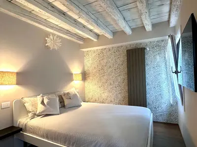 Planimetria di Suite romantica Appartamento a tema Natale in centro storico 