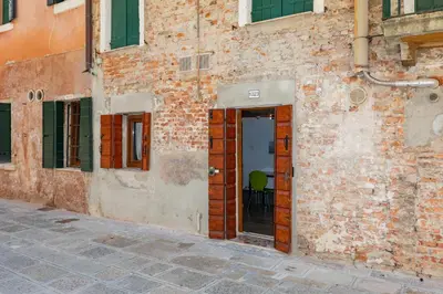 Planimetria di Charming One-Bedroom Apartment in Authentic Venice, Biennale Area
