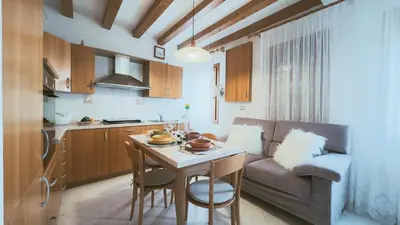 Cucina o angolo cottura di Casa Andrea by Ca-Sa Check