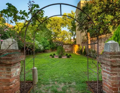 Giardino di Domus Carla with Garden R&R