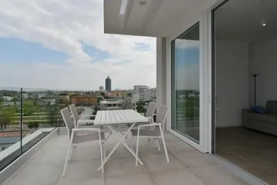 Balcone o terrazza di Attico 6 posti letto Zona Piazza Aurora 280m dal mare