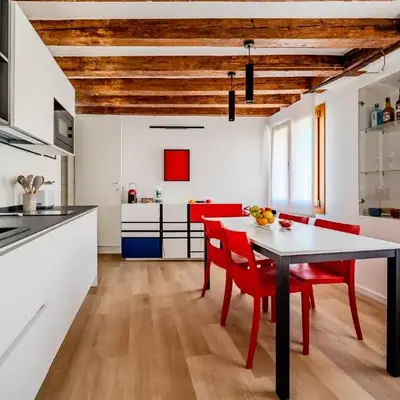 Suite Mondrian e Suite Monet 100m dalla Biennale