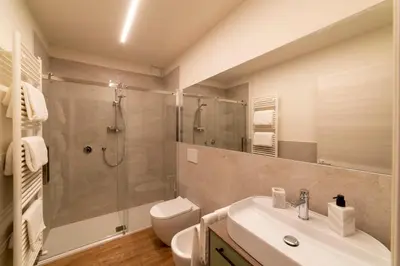 Bagno di EnJoy Home - Appartamento Terra, Il Canterale