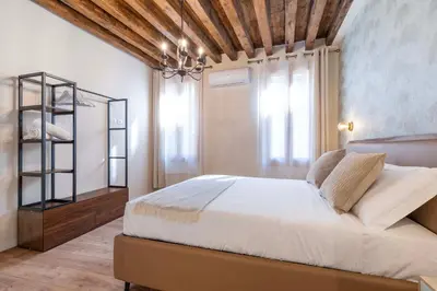 Letto o letti in una camera di Domus Apostoli Balcony
