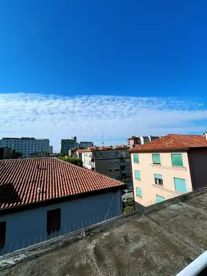 Edificio in cui si trova la stanza in casa privata