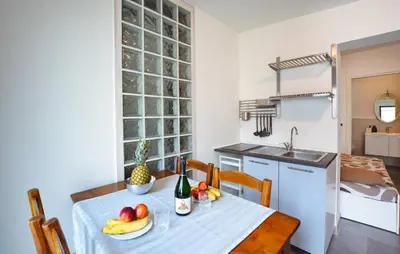 Cucina o angolo cottura di Stunning Apartment In Chioggia With Wifi