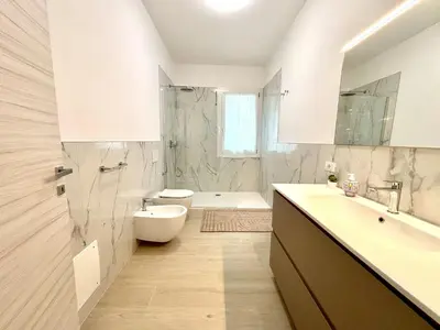 Bagno di Casa fiorita