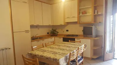 Cucina o angolo cottura di Holiday home in Rosolina Mare 33985