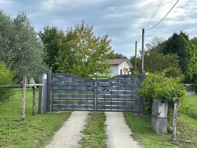 Giardino di Appartamento Da Deki con ampio terrazzo vista Monte Grappa