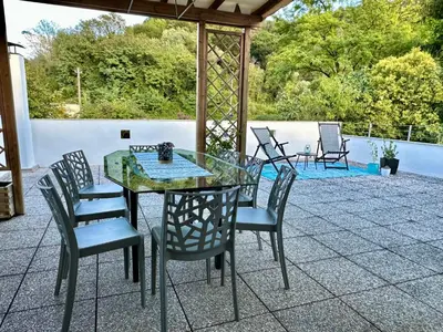 Balcone o terrazza di Appartamento Da Deki con ampio terrazzo vista Monte Grappa