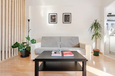 Area soggiorno di Modern Studio 10 min to Venice