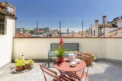 Balcone o terrazza di Colore & Design - Apt con 2 Camere a due passi da Piazza dell' Orologio