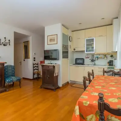 GuestHost -Sunny Dorsoduro Apartment