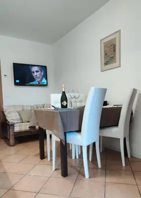 TV o dispositivi per l'intrattenimento presso Appartamento incantevole a Rossano Veneto