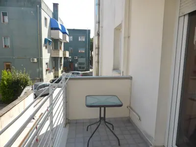 Balcone o terrazza di Moderno trilocale con doppi servizi Piazza Marconi