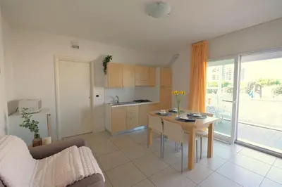 Cucina o angolo cottura di Bilocale in Residence Piazza Brescia