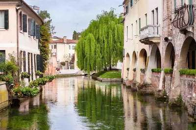 Vista sul fiume nelle vicinanze dell'appartamento