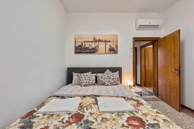 Letto o letti in una camera di Downtown Railway Station