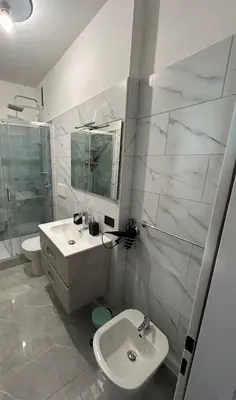 Bagno di Modern apartment, terrace, AC and WiFi