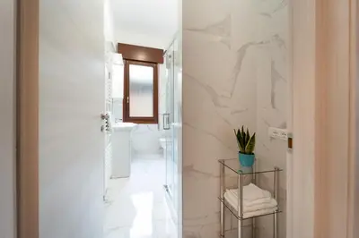 Bagno di Al Pettirosso family apartment