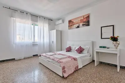 Letto o letti in una camera di Venice Mahdi Train station Appartement