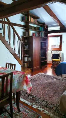 Biblioteca nell'appartamento