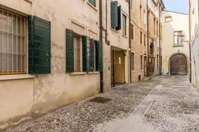 Il quartiere o una zona nella vicinanze dell'appartamento