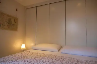 Letto o letti in una camera di Cannaregio Retreat with Canal View