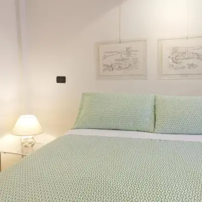 Cannaregio Retreat with Canal View