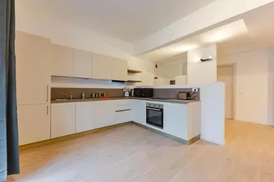 Planimetria di Luminosa stanza 4 bagno privato vicino Stazione