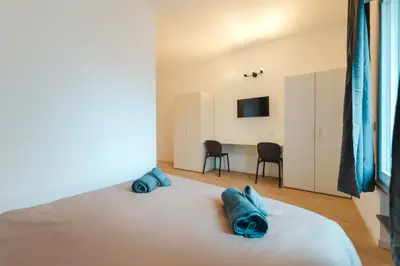 Planimetria di Raffinata Stanza 5 con bagno privato zona Stazione
